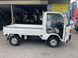 車検のご相談も承ります。お客様にメリットのあるアドバイスをさせていただいております。