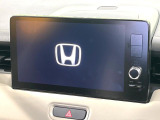 【純正9型ナビ】人気の純正ナビを装備。オーディオ機能も充実しており、Bluetooth接続すればお持ちのスマホやMP3プレイヤーの音楽を再生可能!毎日の運転がさらに楽しくなります!!