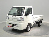 【外観別アングル】全体的に綺麗に保たれた展示車です。4WD性能と扱いやすいサイズ感で、街乗りから現場への移動まで幅広く対応可能です。
