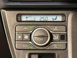 車内空調は&rdquo;AUTOエアコン&rdquo;にお任せ。運転に集中出来ますよ!