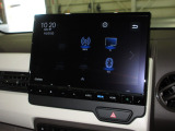 ナビゲーションは純正9インチメモリーナビ(LXU-247NBi)を装着しております。AM、FM、CD、DVD再生、Bluetooth、音楽録音再生、フルセグTVがご使用いただけます。