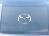 【メーカー純正ナビ】インテリアに溶け込むスタイリッシュな「専用設計」メーカーナビを装備♪視認性や操作性など基本性能にも優れ、より上質なカーライフをお楽しみいただけます。