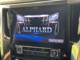 【BIG-X11インチナビ】人気の大画面BIG-Xナビを装備。専用設計で車内の雰囲気にマッチ!ナビ利用時のマップ表示は見やすく、テレビやDVDは臨場感がアップ!いつものドライブがグッと楽しくなります♪