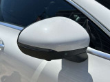 納車前整備は、検査ライン等の施設が充実した当店3階の指定工場で入念に行います。メルセデス・ベンツの定める厳しい基準をクリアしたお車のみをご案内させて頂きます。