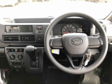 運転中も見やすいメーター。