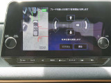 オプションのプロパイロットパーキング付きです。(縦列駐車、並列駐車、車庫入れに対応し、ステアリング、アクセル、ブレーキ、シフトを車が制御して駐車をアシストします)