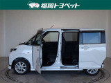 両側スライドドアを採用しています、助手席側は電動式で運転席から開閉できます。(運転席側は手動式です。)