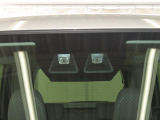 安全装備次世代スマートアシスト付です。毎日の運転で感じる不安や緊張を減らしヒヤッとするシーンの回避をサポートします。みんなに安全・安心を。