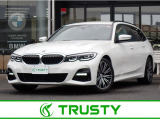 BMW在庫保有台数常時100台以上!ご来店の際はBMW本店(厚木市下荻野140-1)にご来店ください!弊社自慢の全天候型ショールーム!BMW在庫保有台数常時100台以上ございます!
