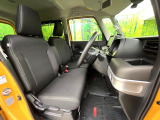 運転席シート廻りは使用感も少なく、良好な状態となっています。丁寧に使われていたことがよくわかりますね。