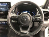 ハンドルは車を運転する上で、ずっと握っている重要なパーツです。手にフィットする物がいいですよね♪