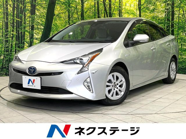 トヨタ プリウス 