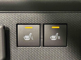 寒い日のドライブを快適にする運転席&助手席シートヒーターが付いてます。アクセサリーソケット(12V/120W)も装備されています。