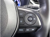運転中でも手元で操作できます。
