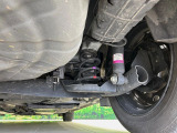 お車を安心してお乗りいただく為には、足回りの定期点検が欠かせません。サービスサポート(有償保証)では無料点検もご提供しており、安心のカーライフをお過ごしいただけるサポート体制が整っています。