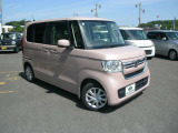 九州運輸局指定整備工場なので納車前にはしっかり整備を行い納車致します。購入後のオイル交換や車検等のメンテナンスにも自信があります。安心してご検討ください。