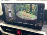 【パノラマモニター】専用のカメラにより、上から見下ろしたような視点で360度クルマの周囲を確認することができます☆死角部分も確認しやすく、狭い場所での切り返しや駐車もスムーズに行えます。