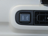 USB&HDMI差し込みあります。