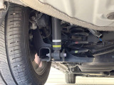 お車を安心してお乗りいただく為には、足回りの定期点検が欠かせません。サービスサポート(有償保証)では無料点検もご提供しており、安心のカーライフをお過ごしいただけるサポート体制が整っています。