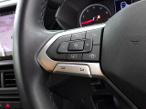 Travel Assist。設定した速度を上限に自動で加減速し、一定の車間距離,およ走行レーンを保つことでロングドライブの疲労を軽減します。