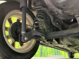 お車を安心してお乗りいただく為には、足回りの定期点検が欠かせません。サービスサポート(有償保証)では無料点検もご提供しており、安心のカーライフをお過ごしいただけるサポート体制が整っています。