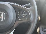 【レーダークルーズコントロール(全車速追従機能付】ミリ波レーダーと単眼カメラで先行車を認識し、車速に応じた車間距離を保ちながら追従走行を支援します。