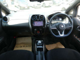 運転席からの視界が広く、隅々まではっきり見渡せます☆