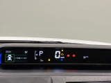 TFTカラ-マルチインフォメ-ションディスプレイ4.2インチの液晶画面に、安全・安心のコンテンツやオ-トエアコンのステ-タスなど、さまざまな運転情報を表示し見やすさにこだわったメ-タ-です♪