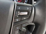 ステアリングスイッチで、手元で安全にオーディオ操作可能。