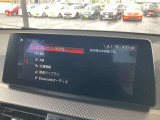 お仕事やお出かけでの強い味方カーナビ!!遠出のドライブも安心して運転いただけます。