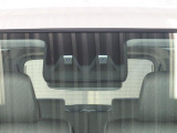 安全装備次世代スマートアシスト付です。毎日の運転で感じる不安や緊張を減らしヒヤッとするシーンの回避をサポートします。みんなに安全・安心を。
