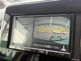 便利な【バックモニター】で安全確認もできます。駐車が苦手な方にもオススメな便利機能です。