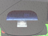 【シティブレーキアクティブシステム】低速走行中に前方の車両等を認識し、衝突しそうな時は警報とブレーキで衝突回避と被害軽減をアシスト。より安全にドライブをお楽しみいただけます。