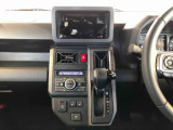 温度を設定すれば、自動で車内の温度管理をしてくれる優れものです♪ATミッションで運転楽々