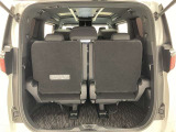 大きく開く開口部で荷物の出し入れもラクラクです。