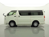 こちらの車両は、ご購入後も継続して安心メンテナンスを提供させていただく為、岐阜県内のお客様への販売・登録に限らせていただきます。