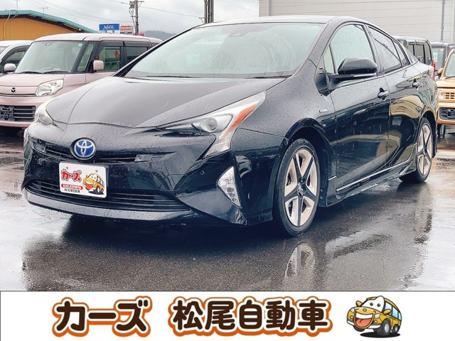 トヨタ プリウス 