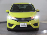 Hondaのデザインアイデンティティーの「ソリッド・ウイング・フェイス」を具現化しました。Hondaの象徴「H」マークを中心にフロントグリルからヘッドライトまでを1つのつながりとしてデザインしました。