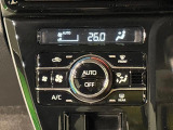 車内空調は&rdquo;AUTOエアコン&rdquo;にお任せ。運転に集中出来ますよ!