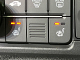 【シートヒーター】寒い日に重宝するシートヒーター!エアコンより早く温まってくれるので寒がりの人も安心ですね♪エアコンの温風は乾燥するから苦手、という方にもをおすすめです。