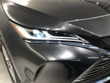 もちろん顔もイケメンです!ヘッドライトは他の車と被らないデザインですし夜に光っているのを見るとつい見ちゃうんですよね〜