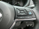 運転支援機能・プロパイロット搭載。 設定した速度で定速走行でき、先行車に自動で追従走行も可能です。さらにハンドル支援機能もあり、車線の中央を走るように制御してくれます。