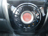 オートエアコンですので、車内を快適な空間に出来ます♪