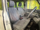 運転席シート廻りは使用感も少なく、良好な状態となっています。丁寧に使われていたことがよくわかりますね。