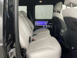 リバース連動型のバックカメラは、精度が良く、バックや縦列駐車もストレスなく止められます。カメラの性能も日々進化しており画質には私たちも驚かされます。ぜひ実車でのご確認をお願い致します!