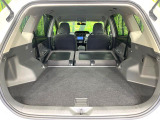 普段のお買い物や通勤、送迎等に十分な荷室スペースを確保しております。セカンドシートを倒すと、大きな荷物の積載も可能です♪