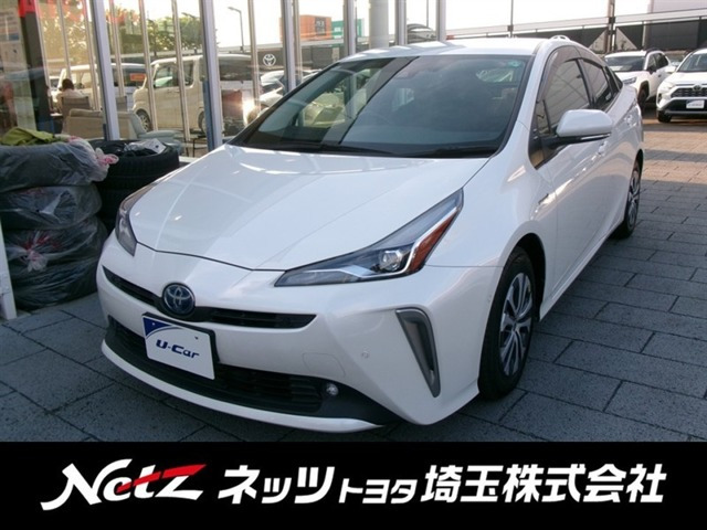 トヨタ プリウス 