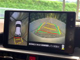 【パノラミックビューモニター】専用のカメラにより、上から見下ろしたような視点で360度クルマの周囲を確認することができます☆死角部分も確認しやすく、狭い場所での切り返しや駐車もスムーズに行えます。