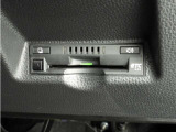 ETCゲートを使ってキャッシュレスで料金所を通過・スマートに時短出来ます。スマートICを乗降出来るのもメリットです!ETCカードはトヨタカードがおすすめ!