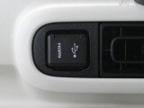 USB&HDMI差し込みあります。